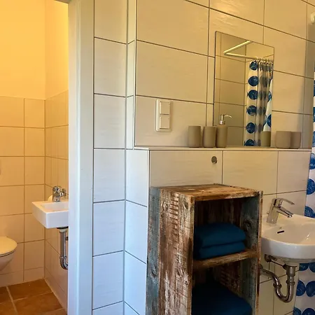 9 - Marlow Apartment
